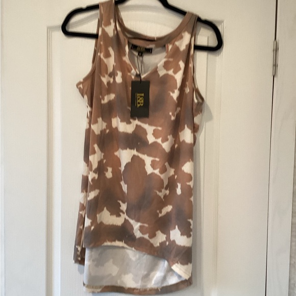 L&B Tops - L&B womens Sleeveless Blouse size M BNWT